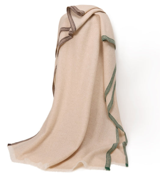Cashmere herringbone shawl with contrasting edges